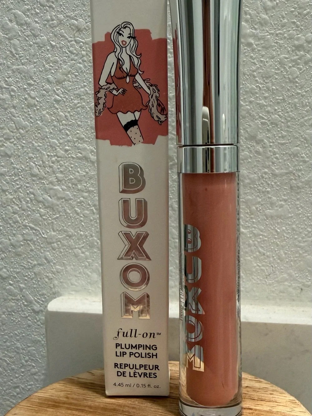 Buxom Plumping Lip Polish in Sandy Pink - Never Used